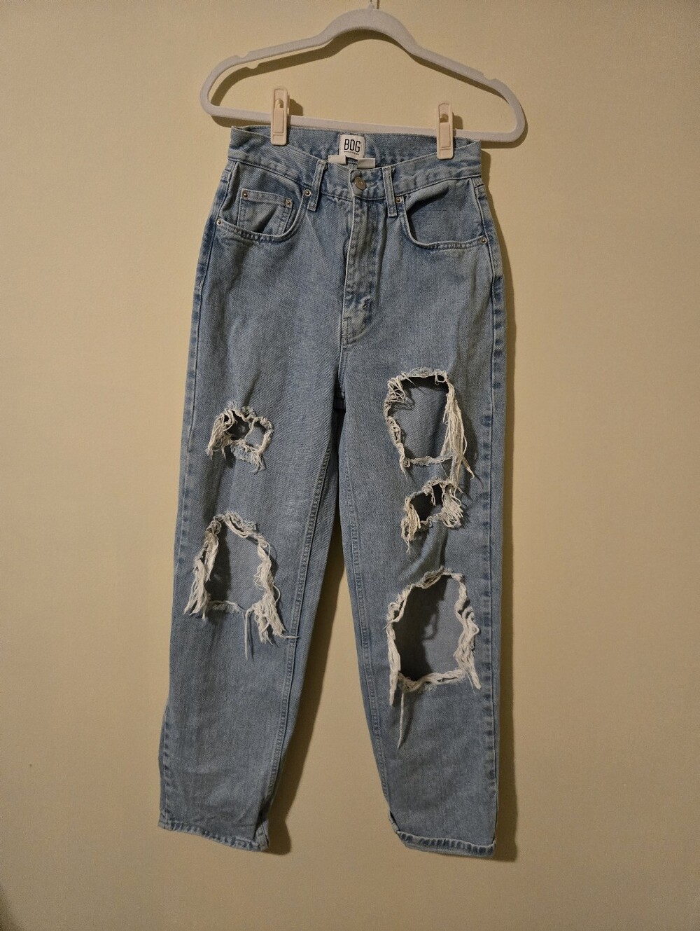 BDG High Rise Baggy Size 27 Light Wash